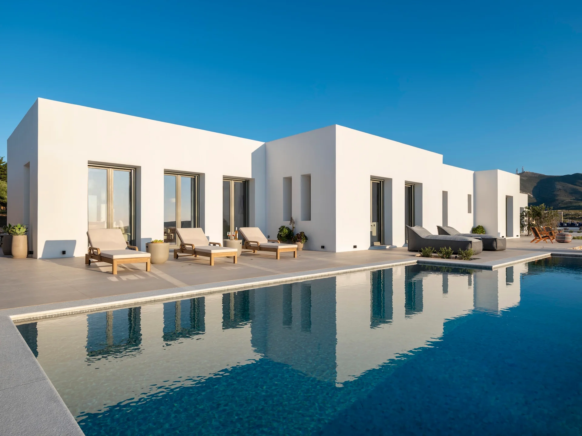 plastires-paros-superior-villa-33